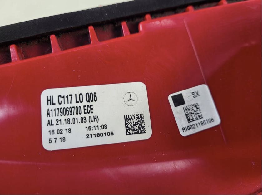 lampa lewy tył lewa tylna MERCEDES CLA C117 W117
