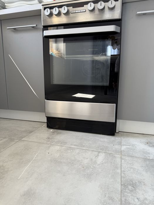 Kuchenka wolnostojaca ceramiczna Amica - elektryczna