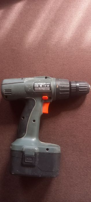 Шуруповерт Agoyoma tools  і перфоратор