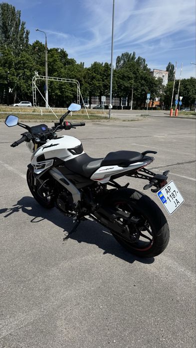 Bajaj pulsar ns400z 2025