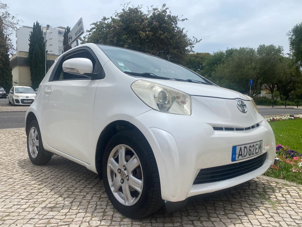 Toyota iQ 1.0