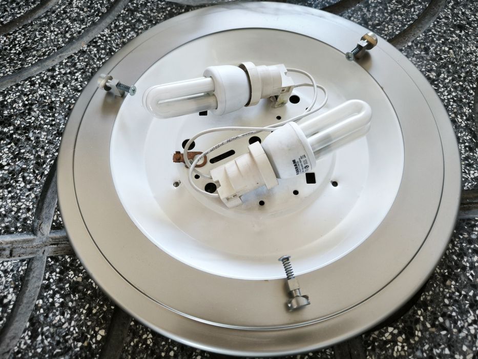 Candeeiro de teto redondo