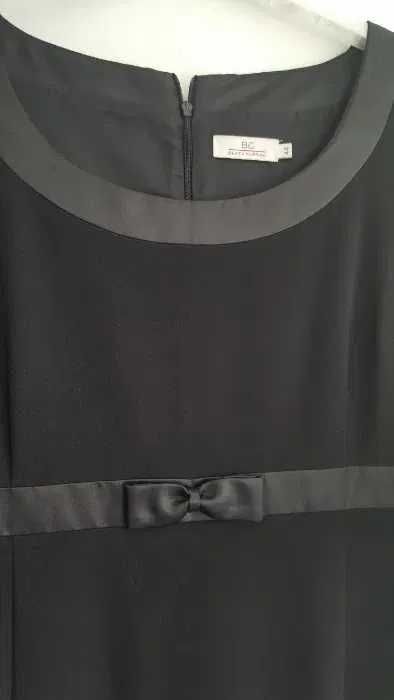 Elegancka czarna sukienka Beata Cupriak 44