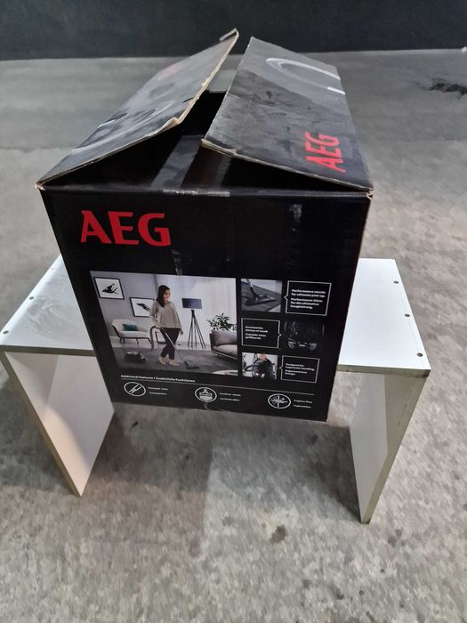 Aspirador AEG VX4