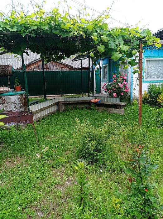 Будинок по трасі Чернігів-Київ в селі Серединка.ЗРУЧНОСТІ. Зем. 2га.