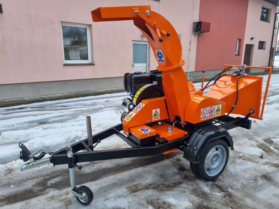Rębak do gałezi, rębak mobilny, rębak spalinowy