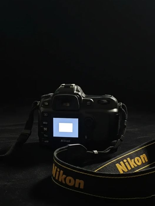 Nikon D50 + 1 Lentes