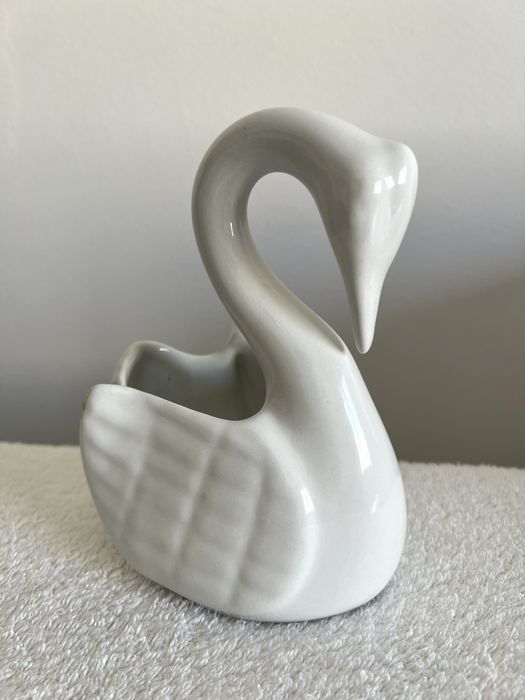Cisne em cerâmica vintage