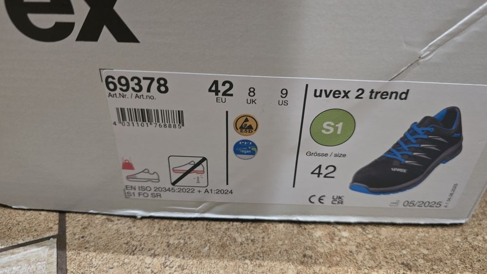 Obuwie robocze uvex r.42