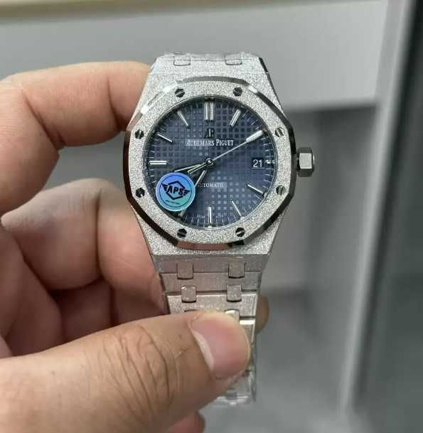 Audemars Piguet Royal Oak 37мм Ref.15454BC.GG.1259BC (4 варіанта)