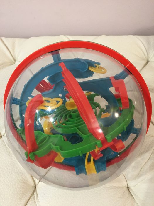 Игрушка. Шар головоломка лабиринт