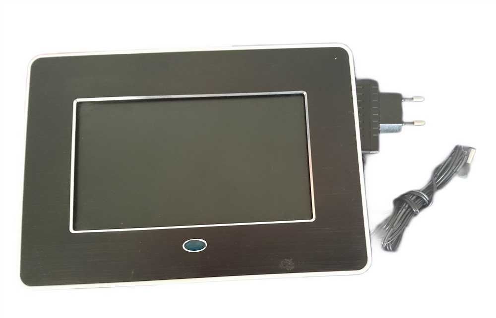 Ramka cyfrowa 7 cali – Digital Photo Displayer.