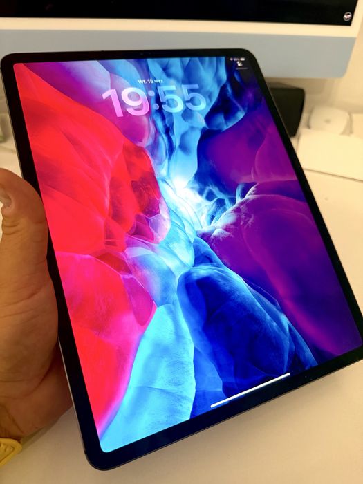 iPad Pro 12.9 256gb 4 gen WiFi + Apple Pencil 2 gen + Etui