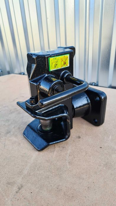 Zaczep automatyczny, obrotowy do przyczep rolniczych, sprzęg 140x80