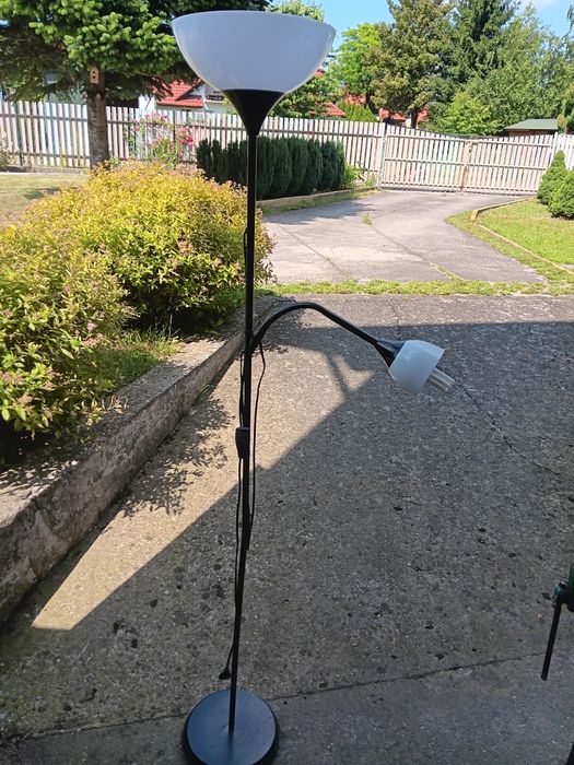 Lampa  stojąca  sprzedam