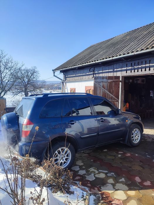 Продам гарну обслужену машину