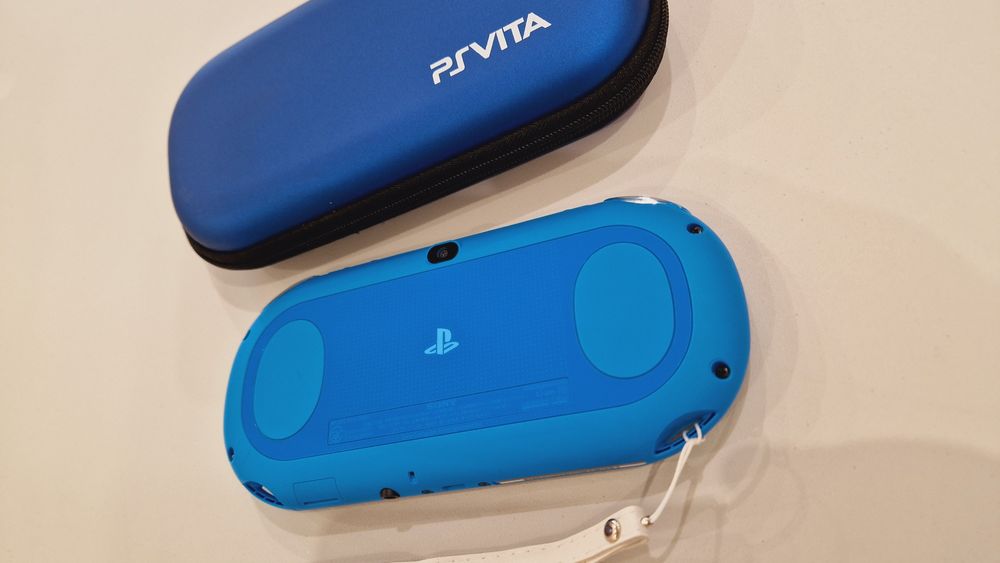 Sony Ps Vita Slim 64гиг 66игр + чехол!