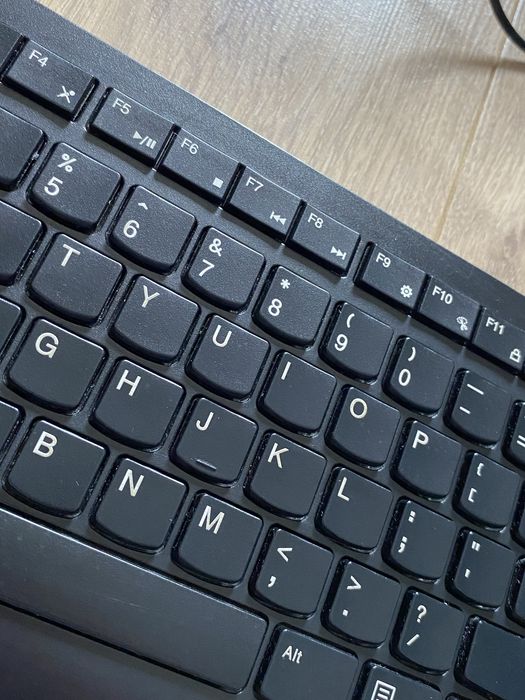 Klawiatura Lenovo - używana