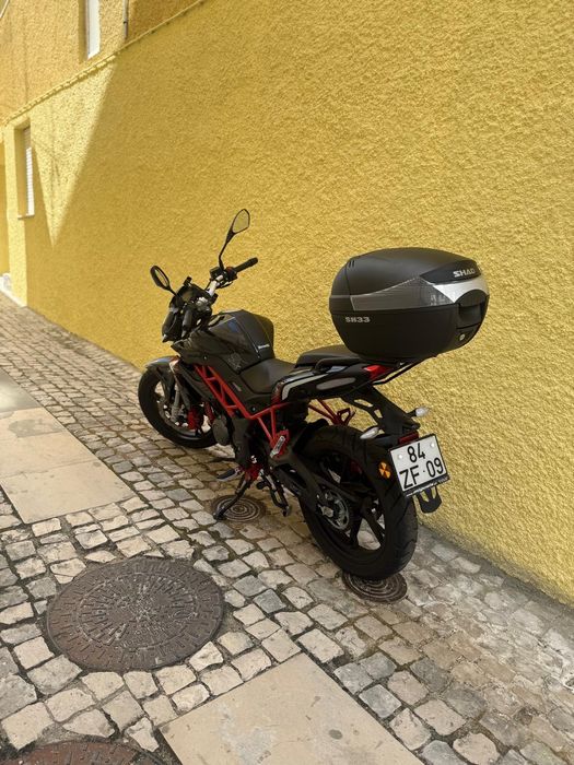 Benelli 125 como nova ano 2019 só 5mil km