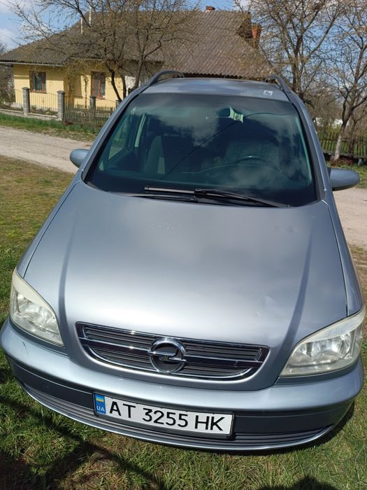 Opel Zafira А 2004 1.6 бензин