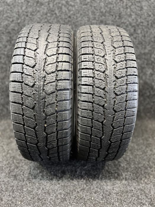 Продам Б/У шини Toyo 215/65R16 OBSERVE GSI6 LS