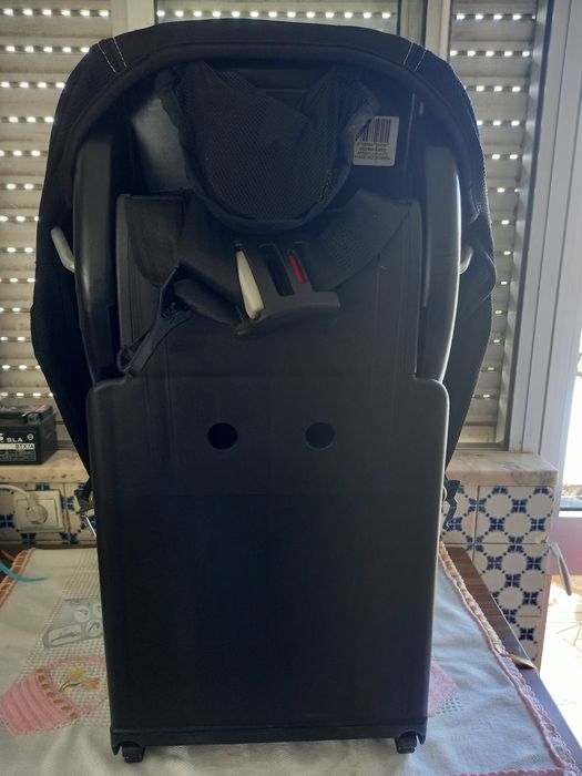Cadeira bebe Chico  c/ isofix