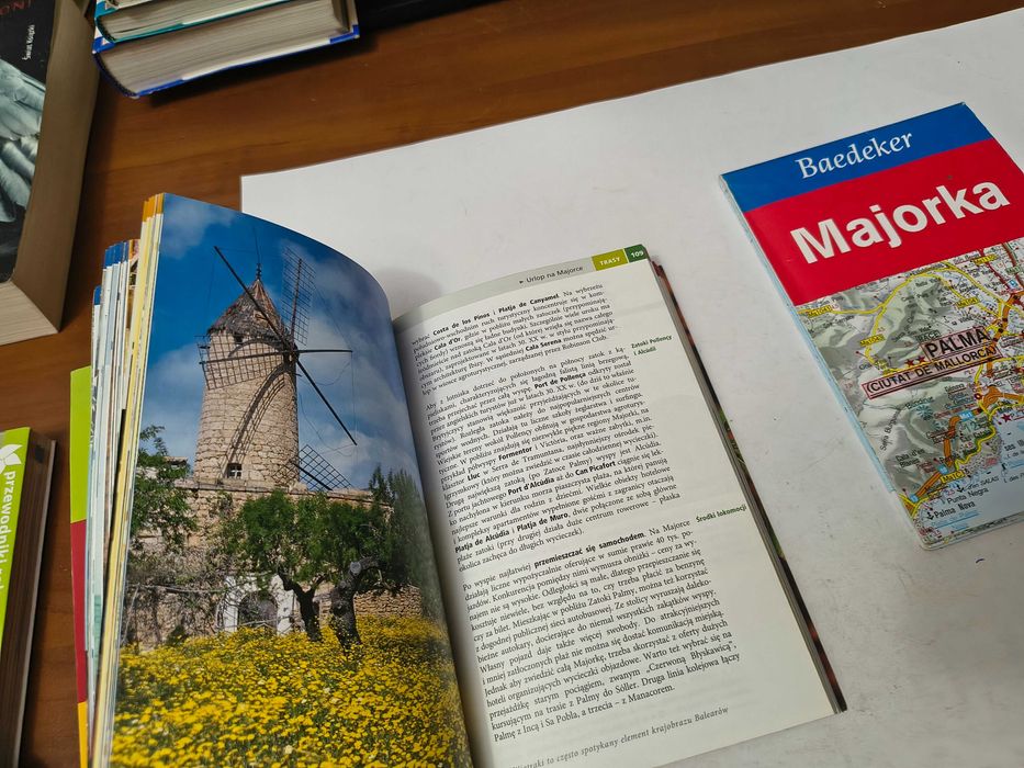 Majorka, przewodnik Baedeker z mapą drogową