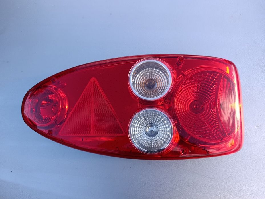 Lampa prawa tylna Hobby
