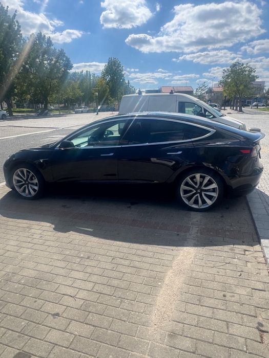 Tesla Model 3 Long Range Dual Motor Premium