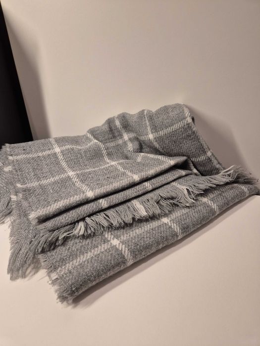 Sinsay szary szalik zimowy w kratkę