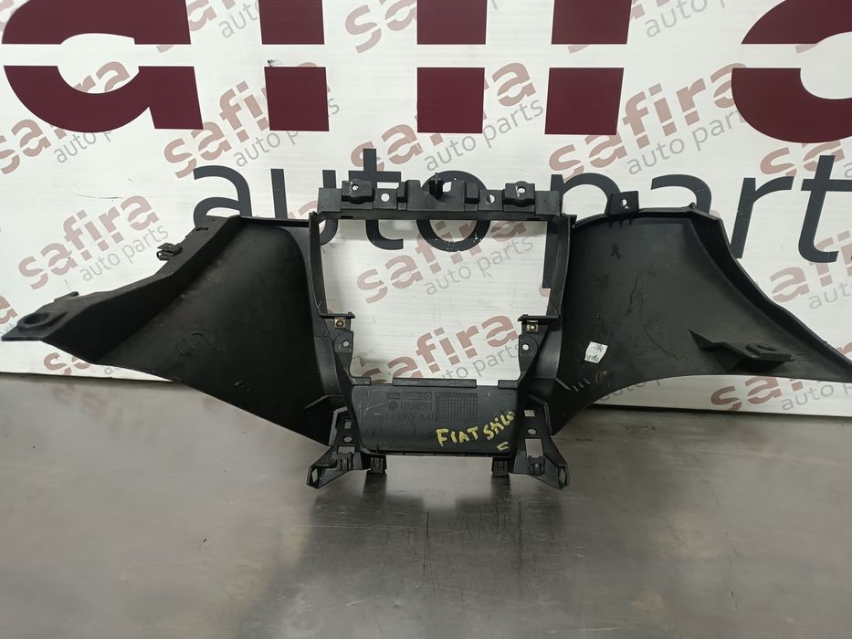 Moldura da Consola Central / Rádio / Aro FIAT STILO - 735300225