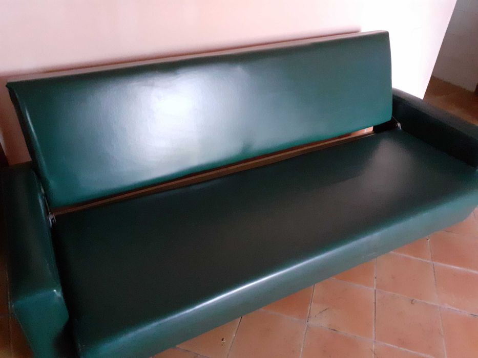Sofá vintage verde