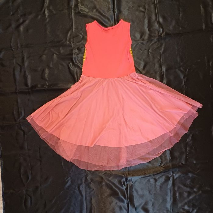 Святкова сукня на дівчинку в золотих паєтках