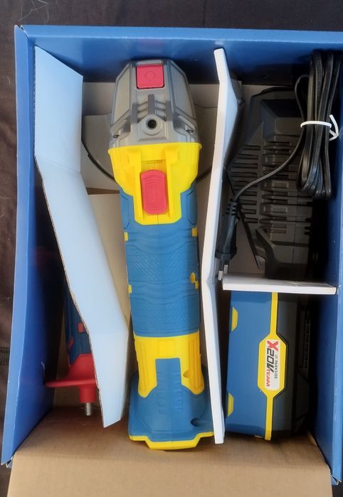 Rebarbadora a bateria Parkside 20v com bateria 4Ah