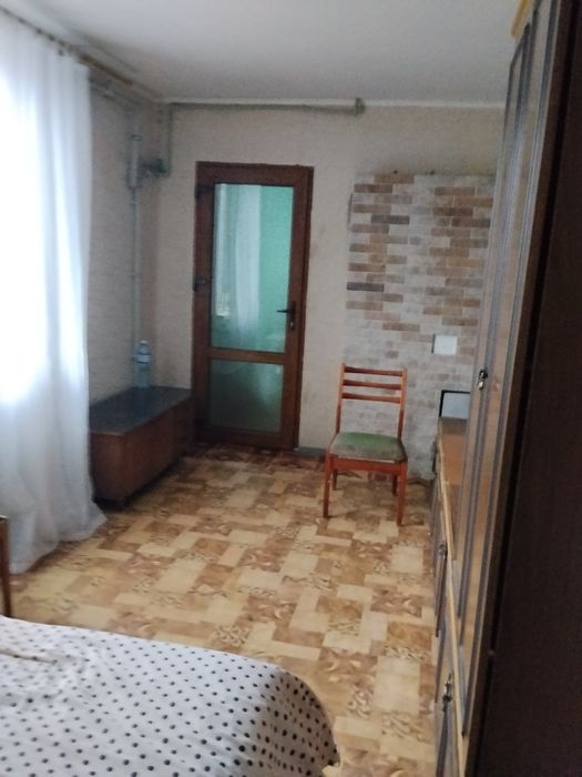 Продається 2-х кімнатна квартира
