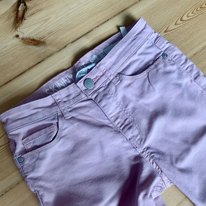 Spodnie jeansy H&M różowe SKINNY r. 134 cm 8-9 lat