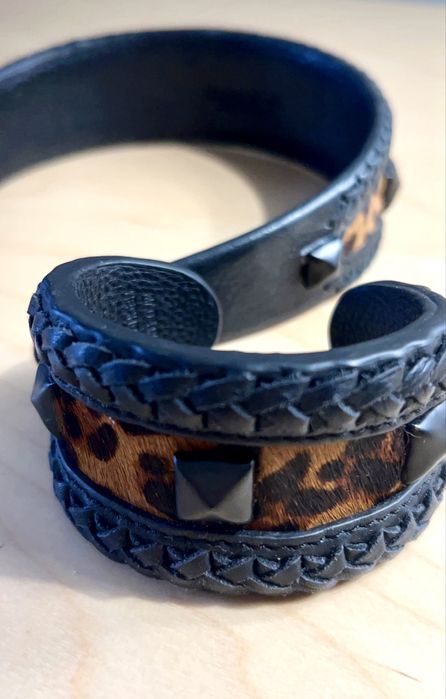 Pulseira e arco do cabelo Bimba & Lola