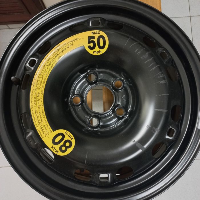 Vendo jante 185/60 R15 suplente VW 5 furos polo