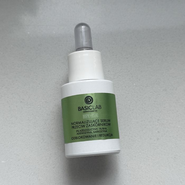 BasicLab normalizujące serum przeciw zaskórnikom z 5% azeloglicyny i 1% bha 15ml