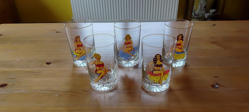 Szklanki Kobiety, Pin up, PRL
