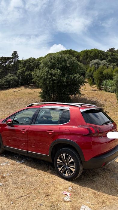 Peugeot 2008 — fotografia 4
