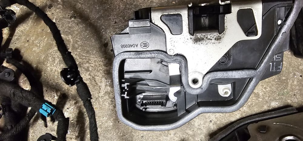 Módulos, fechaduras e cablagem portas BMW E65