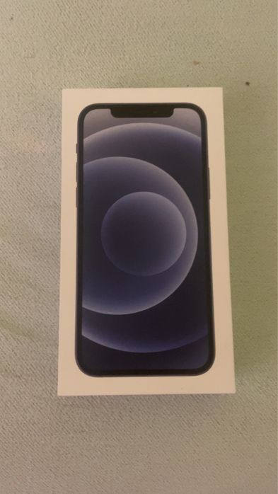 Iphone 12.