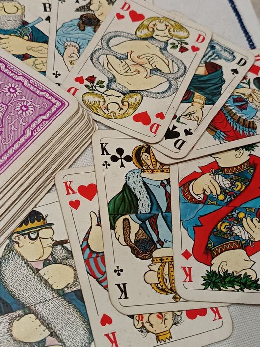Продам игральные карты