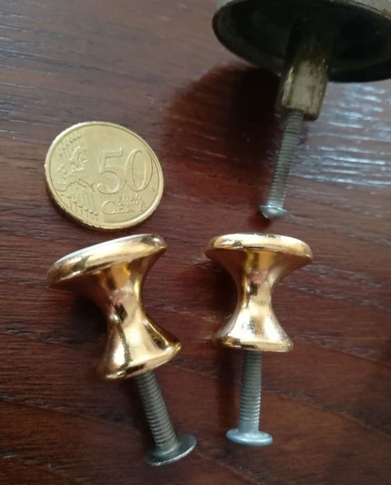 Varios puxadores latão/ metal/ plástico
