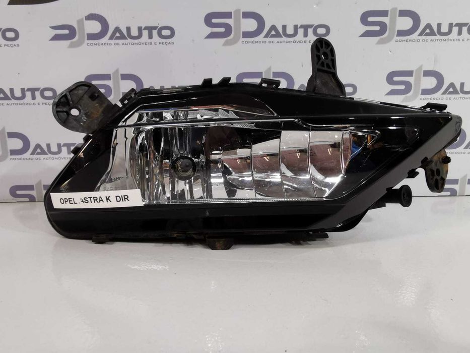 Farol Nevoeiro Direito - Opel Astra K
