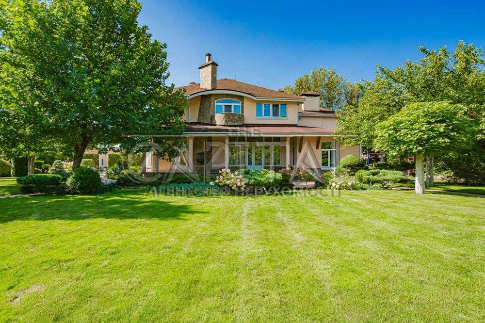 Продаж Козин  вихід на воду 40 соток основний будинок + гостьовий