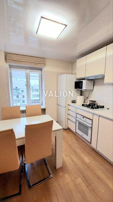 Продаж 3к квартири вул. Січових Стрільців 59А, Шевченківський район.