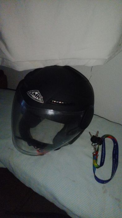 Mota Keeway 50 cc e capacete