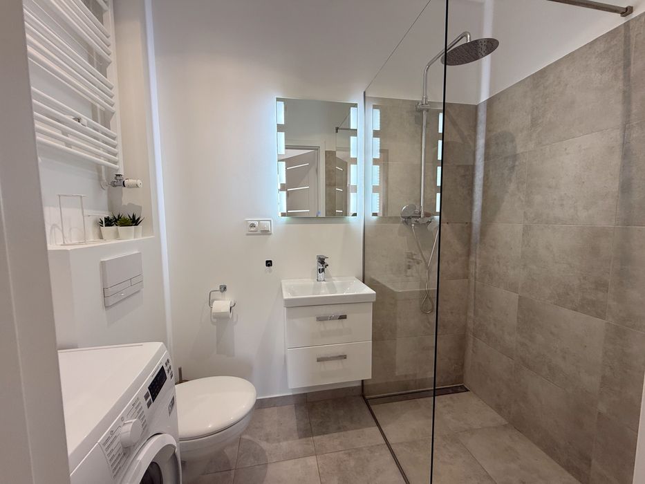 Kawalerka z wydzieloną sypialnia, Rynek Łazarski, idealna dla singla - od zaraz